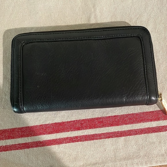 Tory Burch Wallet - Picture 2 of 4
